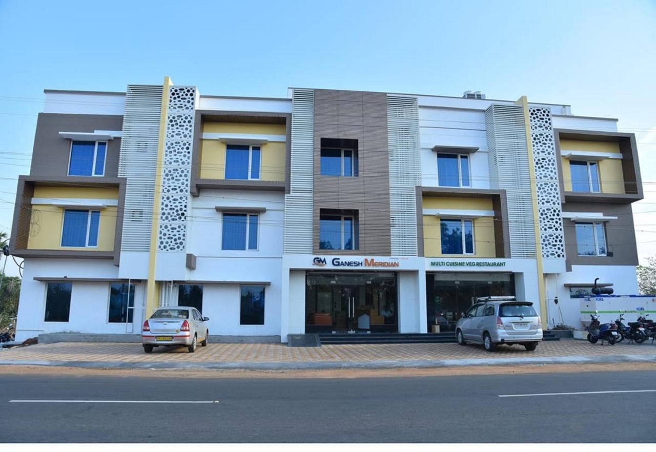 Ganesh Meridian Tiruppattur Ngoại thất bức ảnh