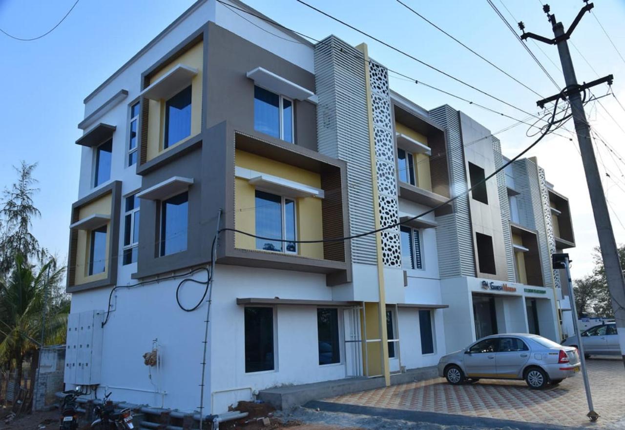 Ganesh Meridian Tiruppattur Ngoại thất bức ảnh